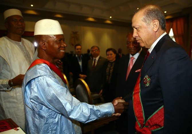 Cumhurbaşkanı Erdoğan’a Şeref Madalyası