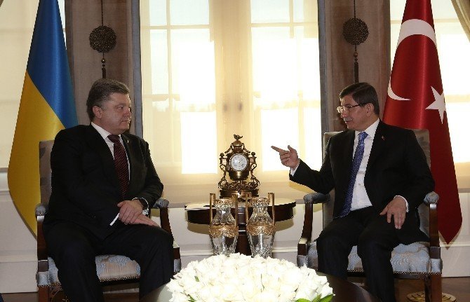 Başbakan Davutoğlu, Poroşenko İle Görüştü