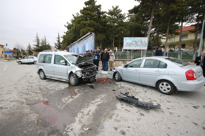 Konya’da Zincirleme Kaza: 1 Ölü, 3 Yaralı