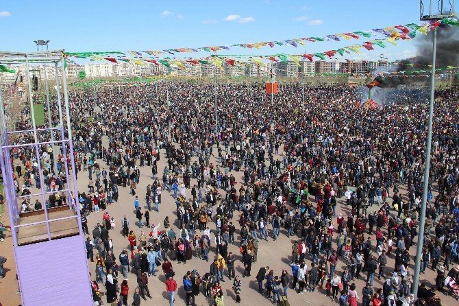 Diyarbakır’da Nevruz Kutlaması