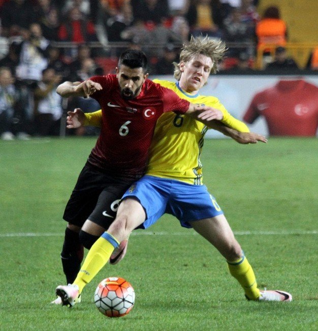 Türkiye 2-1 İsveç Maç Özeti