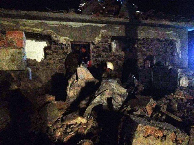Diyarbakır’da Karakola Bombalı Saldırı: 2 Şehit, 12 Yaralı