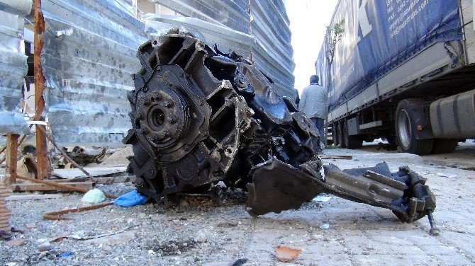 Kızıltepe'deki Bombalı Saldırının Etkileri Görüntülerde