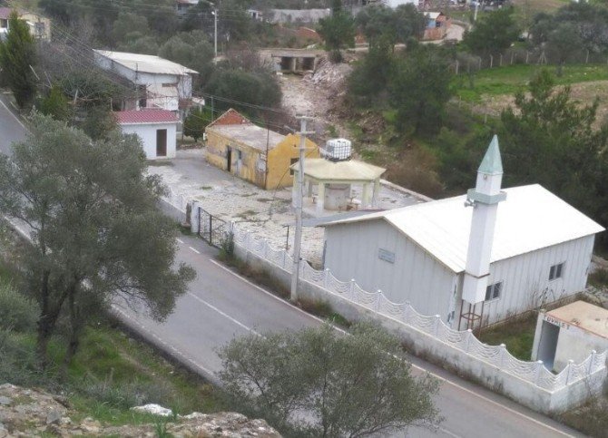 İzmir’de Cami Cemaatinin Gazino Zaferi