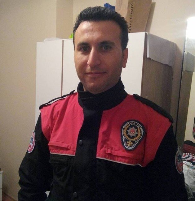 Eskişehir’de 34 Yaşındaki Polis Memuru Can'ına Kıydı