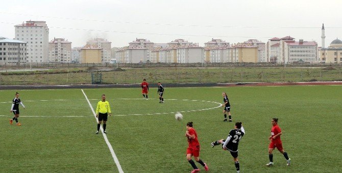 Lig Bitmeden İlan Edildi : Şampiyon Beşiktaş