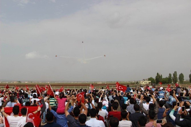 Türk Yıldızları Şanlıurfa'da