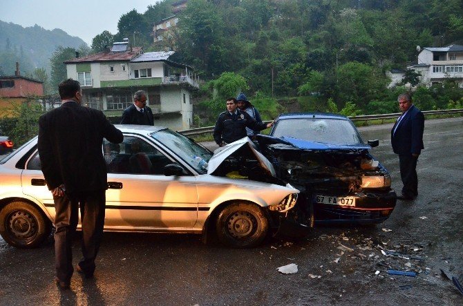 Zonguldak’ta Trafik Kazası 4 Yaralı