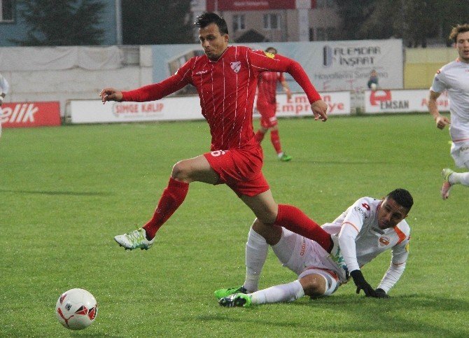 Boluspor,Adanaspor'a 2-1 Mağlup Oldu