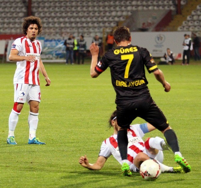 Samsunspor,Göztepe'yi 2-1 Mağlup Etti