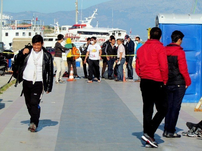 İzmir'de 45 Sığınmacı Yakalandı