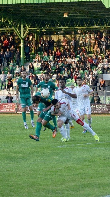 Giresunspor,Samsunspor'u 2-0 Mağlup Etti
