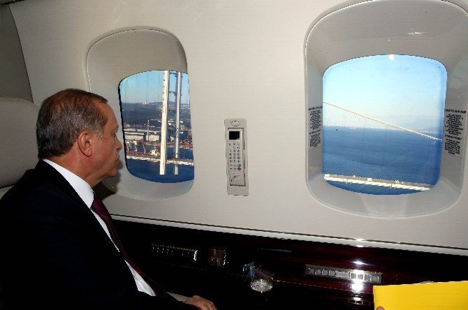 Cumhurbaşkanı ve Başbakan Köprüden Geçti
