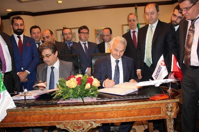 Türk Hava Yolları Ve Cezayir Havayolları Anlaşma İmzaladı