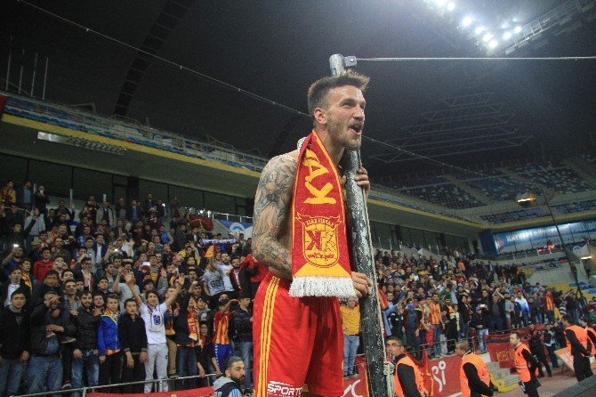Kayserispor,Bursaspor'u 2-1 Mağlup Etti