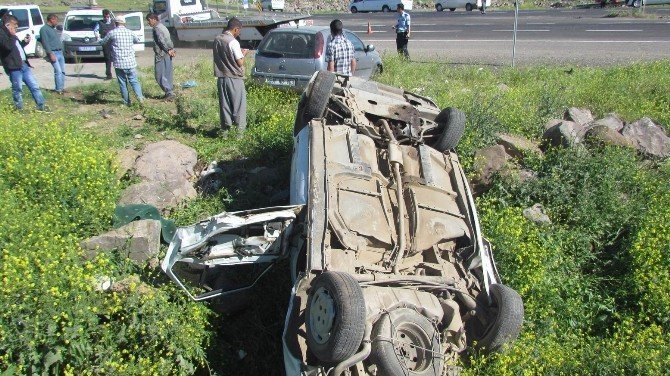 Siverek'te Kaza: 4 Yaralı