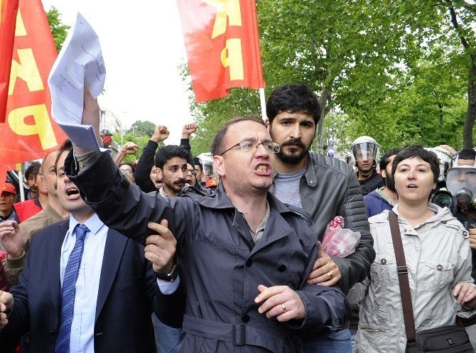 Taksim’e Çıkmak İsteyen Gruba Gözaltı