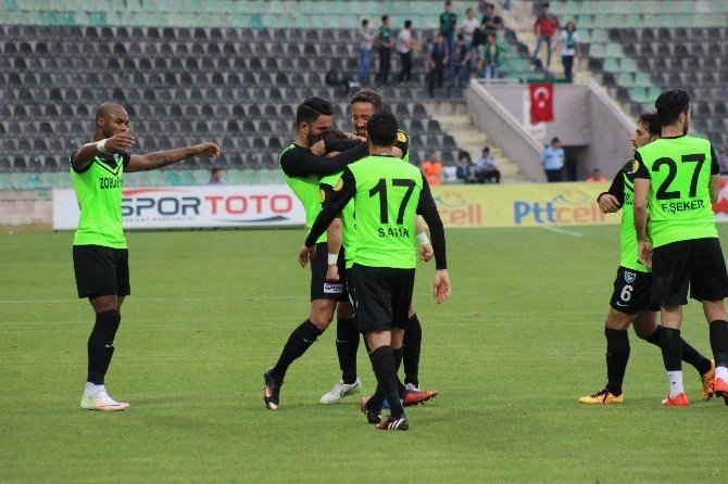 Denizlispor,Boluspor'u 3-1 Mağlup Etti