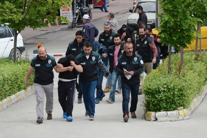 Eskişehir’de Uyuşturucuyla Mücadele Kapsamında 3 Tutuklama