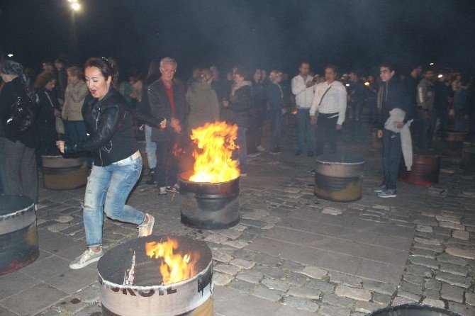 İzmir’de “Laikliğe Sahip Çık” Etkinliği Düzenlendi