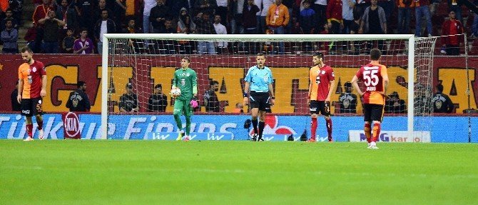 Beşiktaş,Galatasaray'ı 1-0 Mağlup Etti