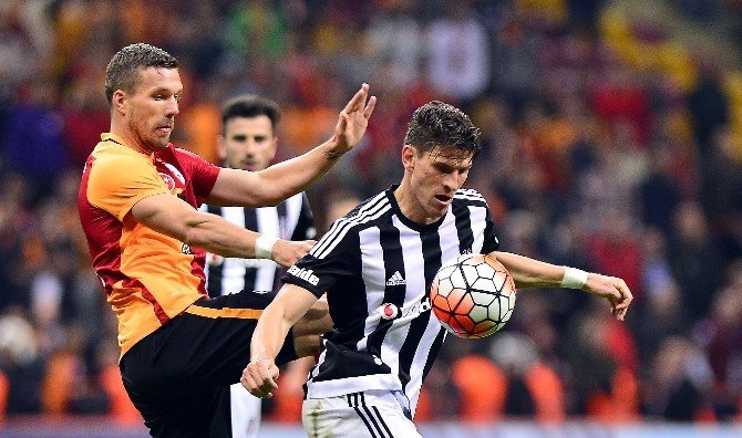 Beşiktaş,Galatasaray'ı 1-0 Mağlup Etti