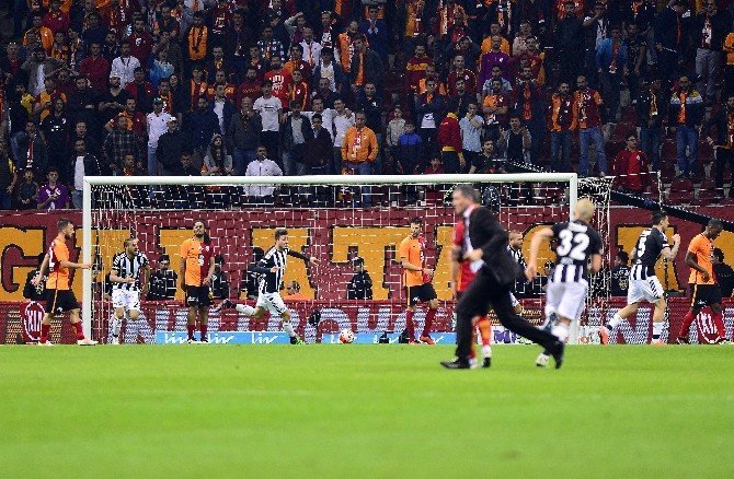 Beşiktaş,Galatasaray'ı 1-0 Mağlup Etti