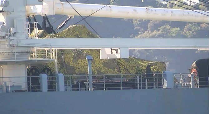 Boğaz'dan Güvertesi Tanklı Rus Gemisi Geçti