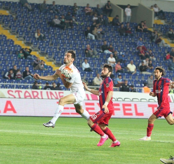 Antalyaspor,Mersin İdmanyurdu'nu 1-0 Mağlup Etti