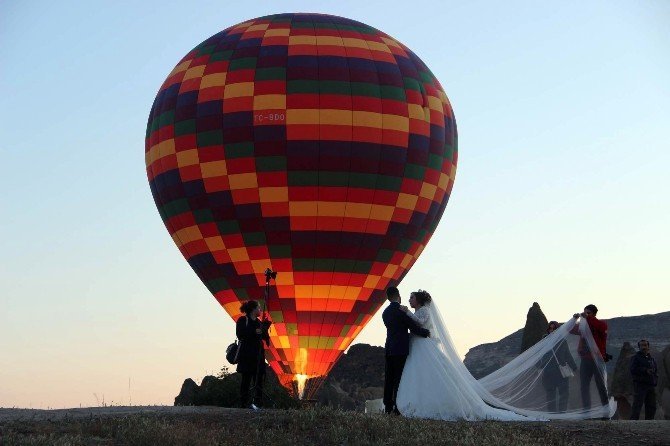 Yeni Trend Kapadokya'da Düğün Fotoğrafı Çekimi