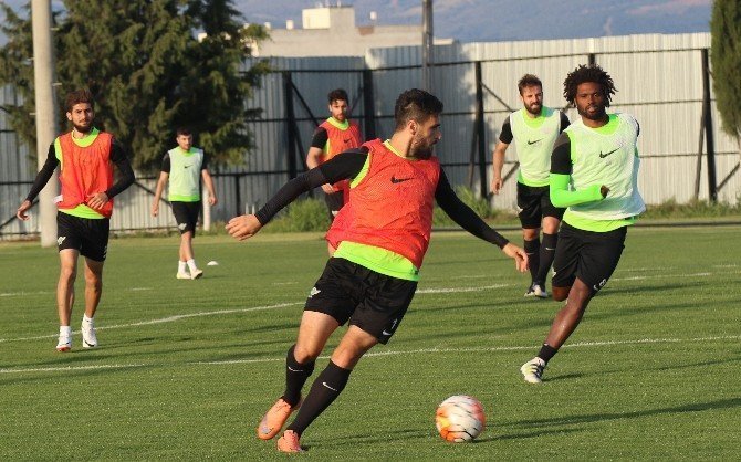 Akhisar,Galatasaray Maçına Hazırlanıyor