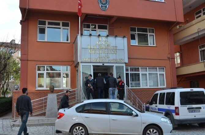 Zonguldak'ta Yakayı Ele Veren Hırsız Kıskıvrak Yakalandı