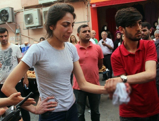 Adana'da Sokak Ortasında Bıçaklama