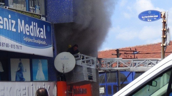 Zonguldak'ta İş Yerinde Çıkan Yangın Korkuttu