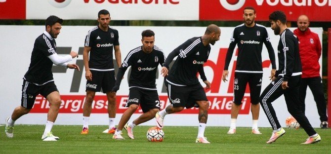 Beşiktaş'ta Osmanlıspor Maçı Hazırlıkları Devam Ediyor