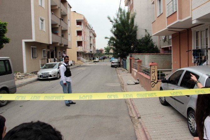 İstanbul'da Askeri Kışla Yakınında Patlama