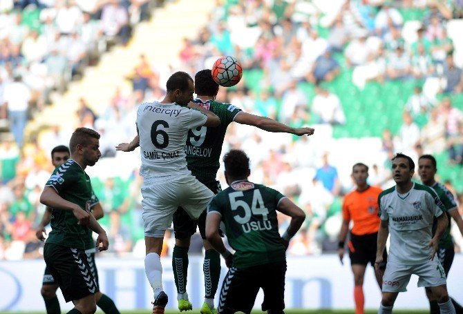 Bursaspor Torku Konyaspor İle 1-1 Berabere Kaldı