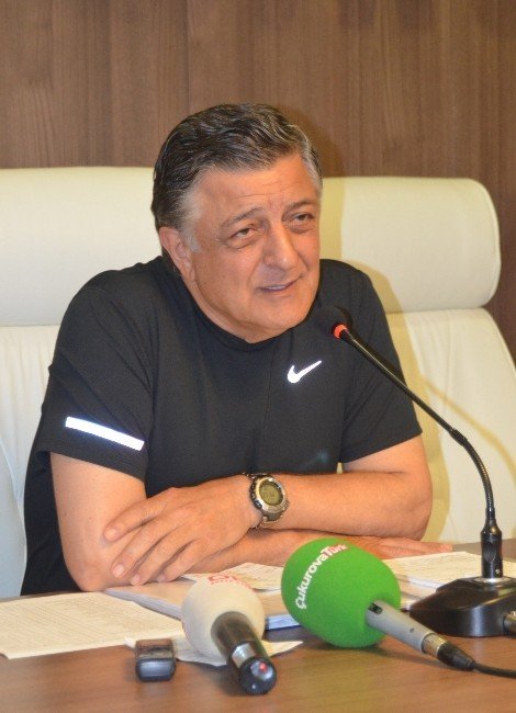 Adana Demirspor Teknik Direktörü'nden Açıklama