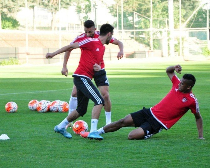 Gaziantepspor,Antalyaspor Maçının Hazırlıklarına Başladı