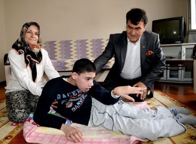 Osmangazi Belediyesi 15 Yaşındaki Umut'a ''Umut'' Oldu