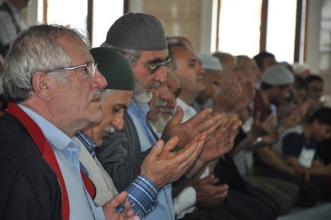 İnegöl'de Somuncu Baba Camii Ve Kuran Kursu Açıldı