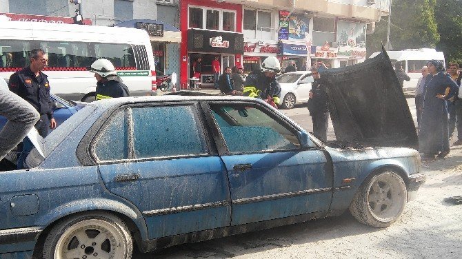 Eskişehir’de Seyir Halindeki Otomobil Alev Aldı