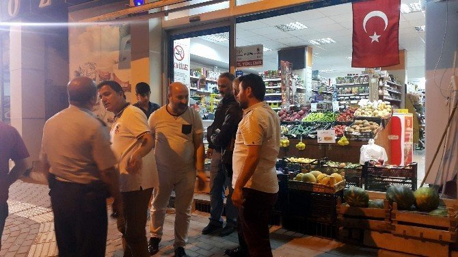 Bursa'da Bir Şahıs Kuru Sıkı Tabanca İle Marketi Soydu