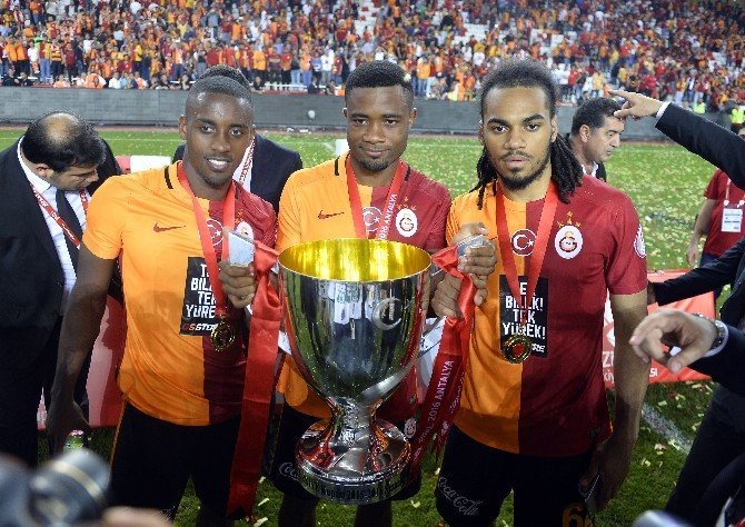 Galatasaray Ziraat Türkiye Kupasını Törenle Aldı