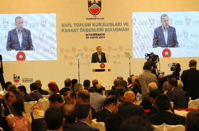 Cumhurbaşkanı Erdoğan Diyarbakır'dan Seslendi