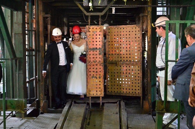 Maden İşçisineden İlginç Evlilik Yöntemi