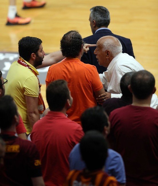 Galatasaray 65-63 Fenerbahçe