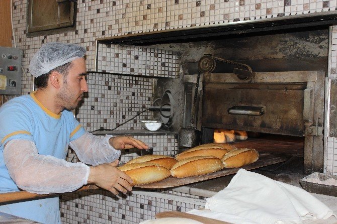 Ramazan'da Fırıncılardan Zorlu Mesai