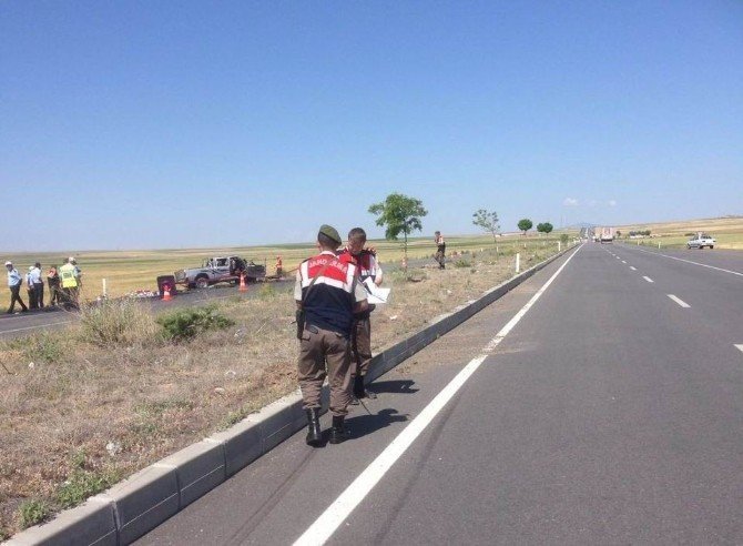 Konya'da Trafik Kazası 1 Ölü, 2 Yaralı