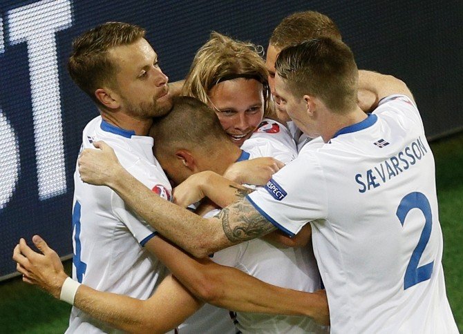 Euro 2016'da Cüneyt Çakır Rüzgarı